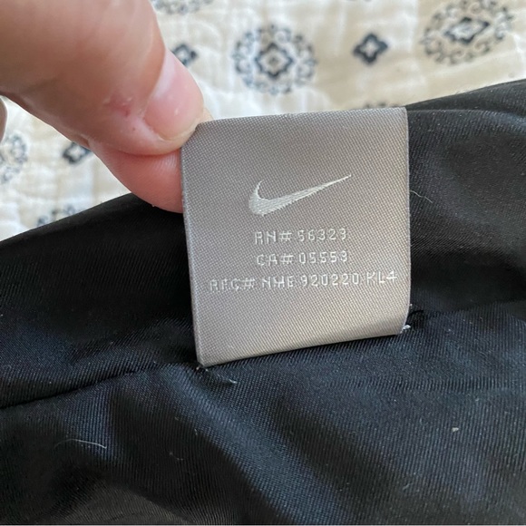 Nike Jacket - Picture 5 of 7